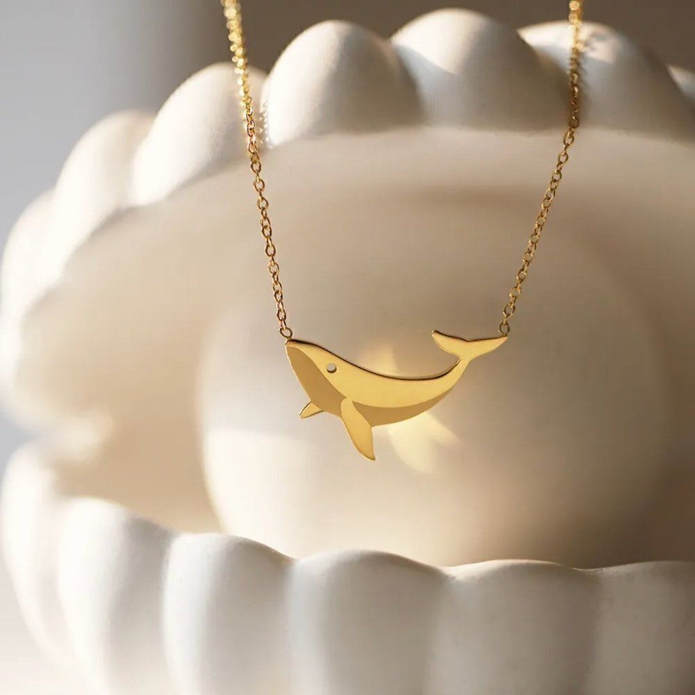 Anthropologie Gold Whale Pendant Necklace Textured‎ 3D Charm Boho Layered